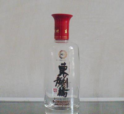 東方劍橋46度慶典酒 濃香型白酒，商務接待與婚宴慶典的佳選